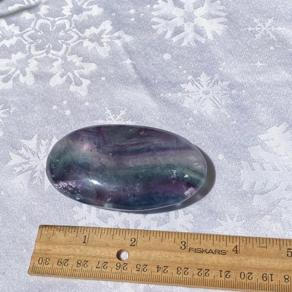 Giant Rainbow Fluorite Palm Stone - Picture 14 of 15